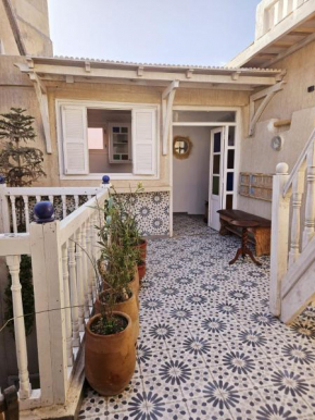 Les Terrasses Suites Home - Yoga Studio